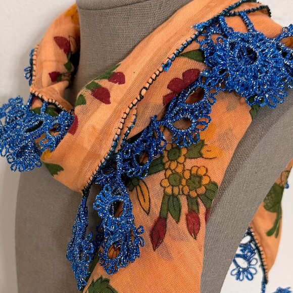 Collectable Traditional Turkish Vintage 40s-50s Oya Peach Scarf with Blue Lace - Picture 6 of 6